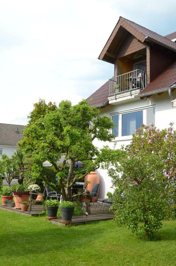 Ferienhaus Luzia Darscheid エクステリア 写真